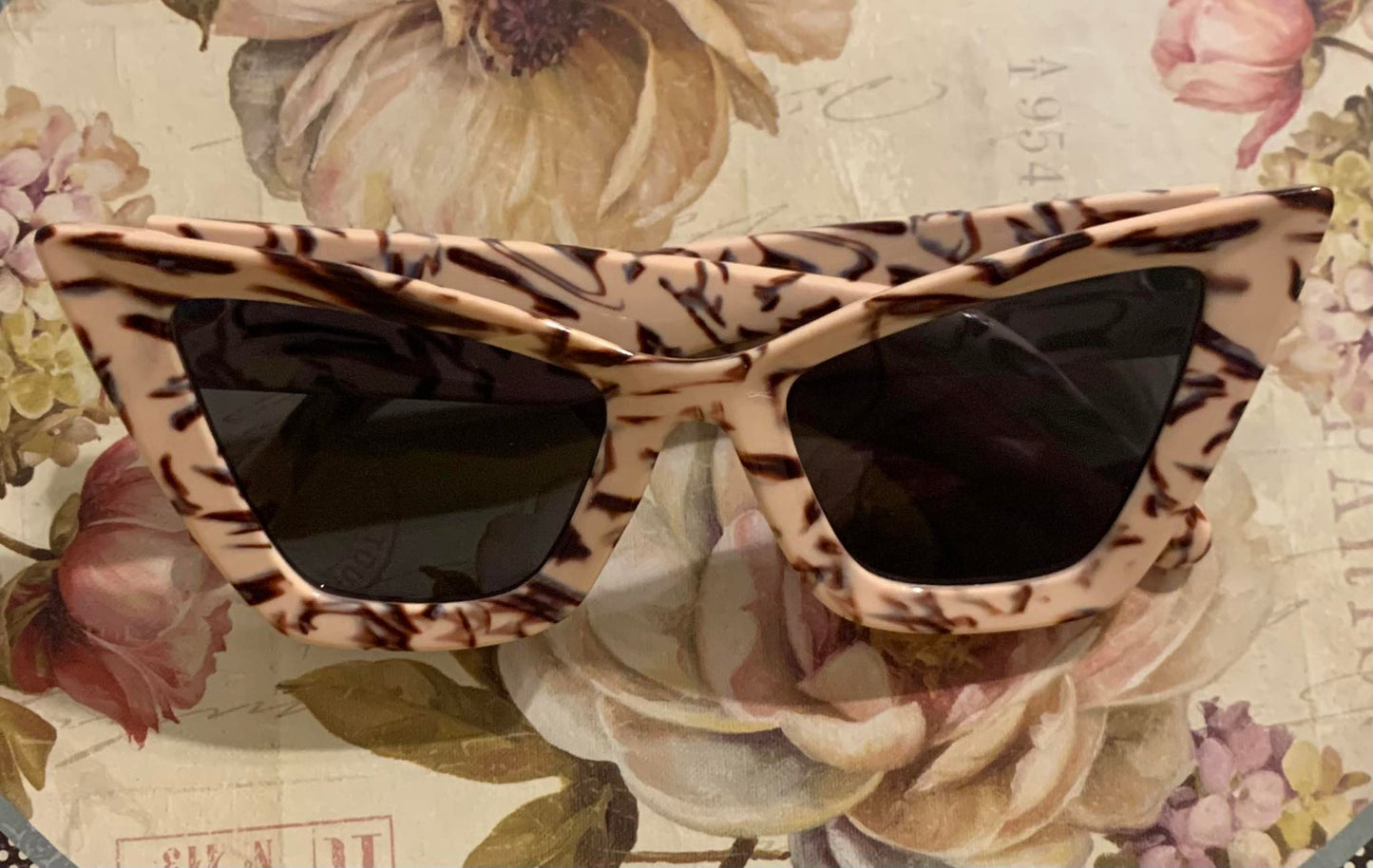 Cateye Sunglasses Collection